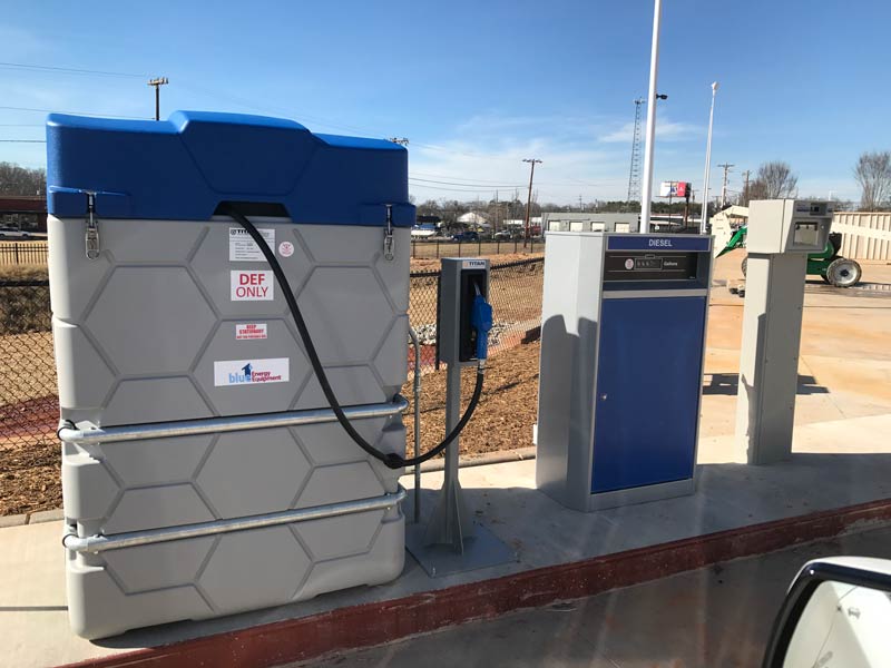 Blue1 400 Gallon Heated Double Wall DEF Cube with Flow Meter